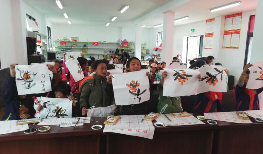 脫貧攻堅 尊龍凱時創新公司捐建麻格同村“兒童天地”正式開園