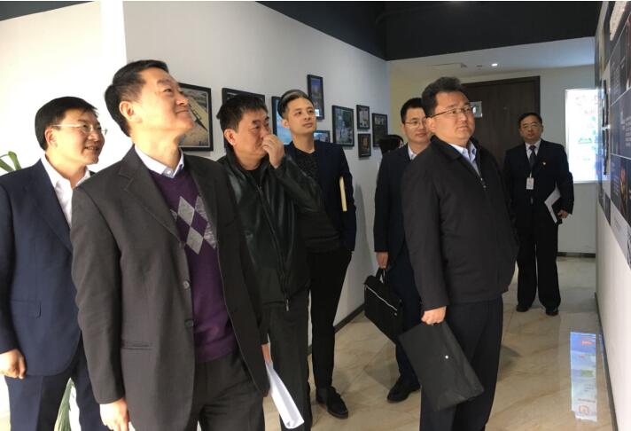 集團黨委書記、董事長任丁率隊調(diào)研尊龍凱時商貿(mào)工作