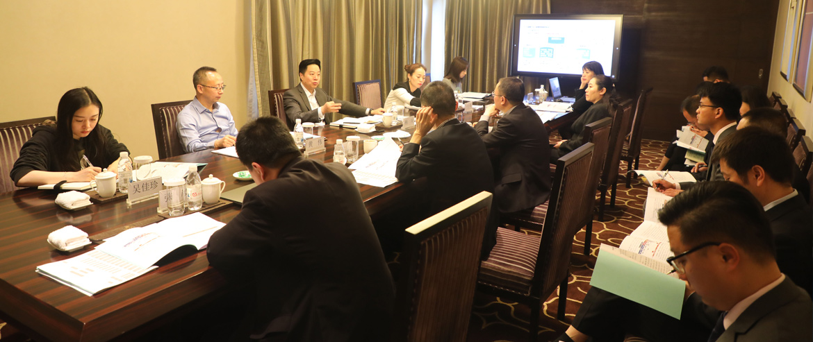 集團(tuán)領(lǐng)導(dǎo)調(diào)研指導(dǎo)尊龍凱時創(chuàng)新公司工作