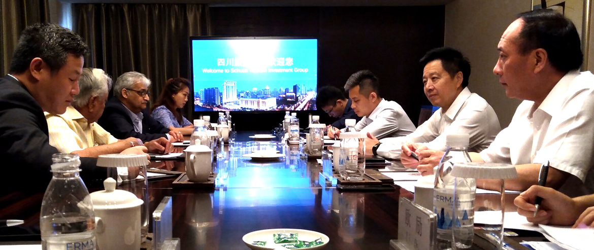 集團黨委副書記、副董事長、總經理楊川會見印度靛藍集團執行董事卡皮爾·巴蒂亞先生一行