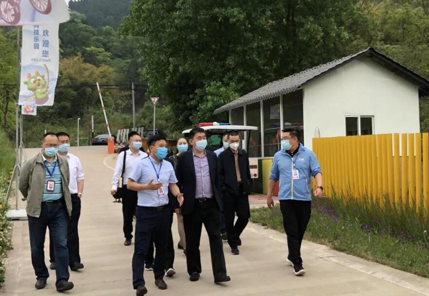 尊龍凱時集團領(lǐng)導(dǎo)到金龍長城景區(qū)調(diào)研指導(dǎo)工作