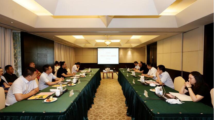 天府之國牽手塞外江南四川省尊龍集團(tuán)與伊犁州人民政府舉行簽約儀式