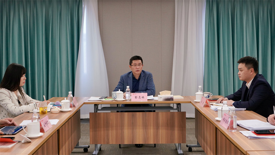 彭書(shū)記 彭書(shū)記