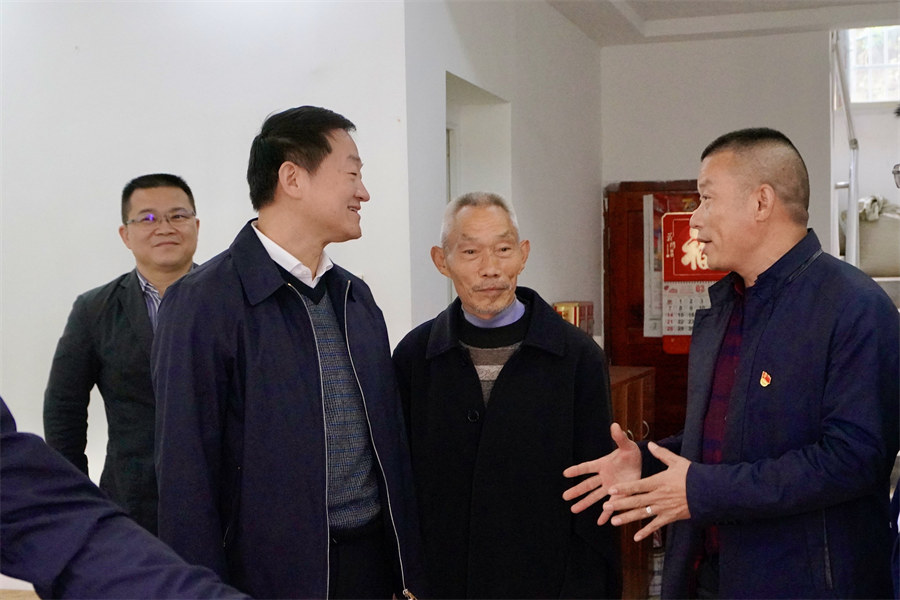 慰問脫貧戶2 慰問脫貧戶2