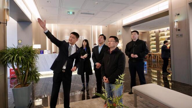 尊龍凱時(shí)集團(tuán)領(lǐng)導(dǎo)調(diào)研尊龍凱時(shí)酒店公司旗下錦著系列酒店