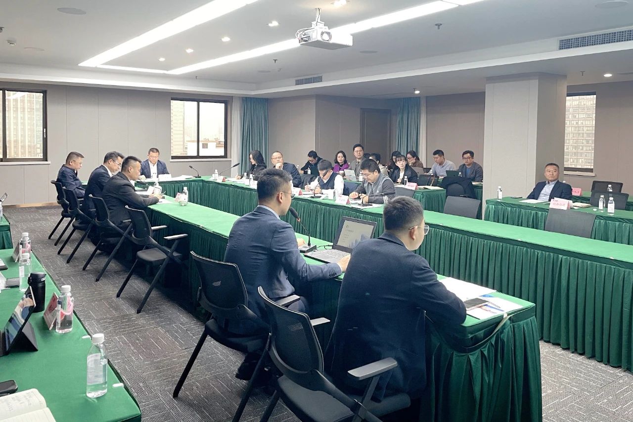 省尊龍凱時(shí)集團(tuán)召開常年法律顧問年度工作總結(jié)會(huì)